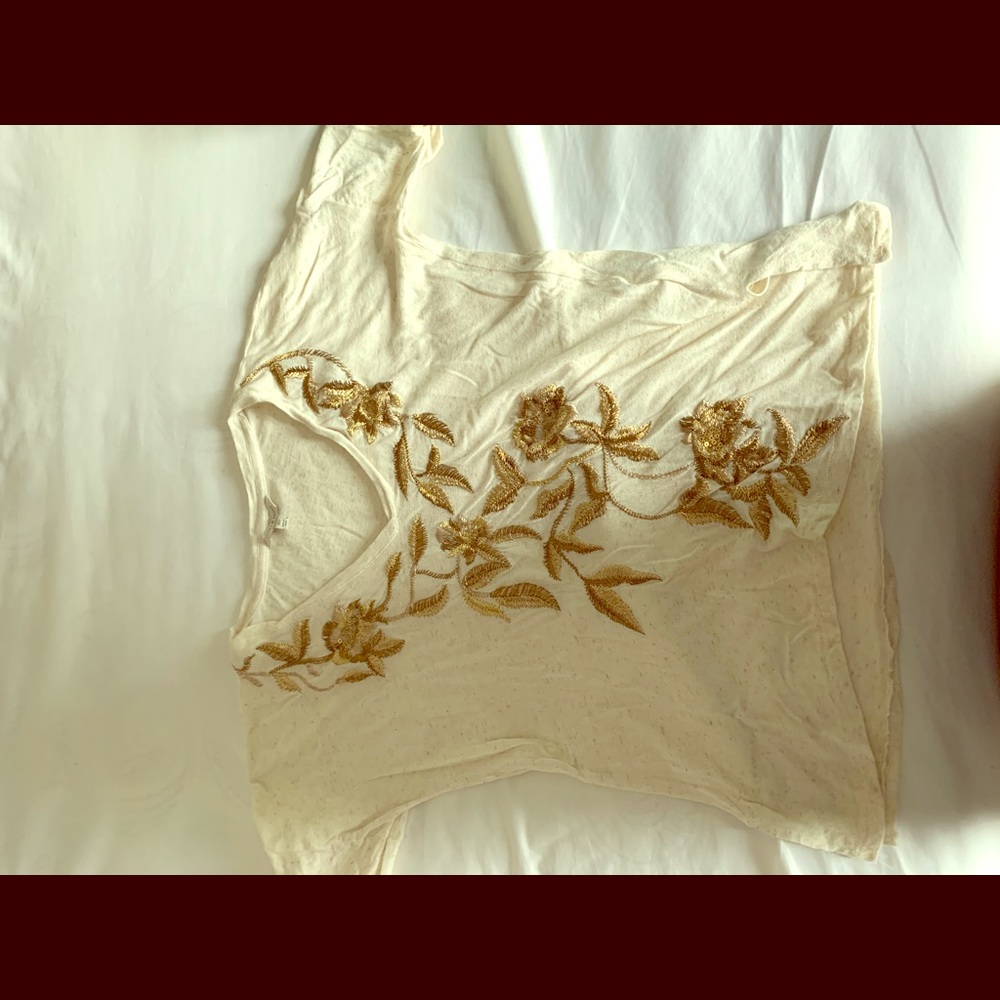 Lucky brand embroidered tee